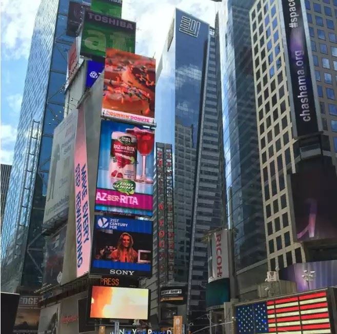 Outdoor LED Display Waterproof LED Billboard Screen P4 P5 P6 IP65 Advertising LED Screen